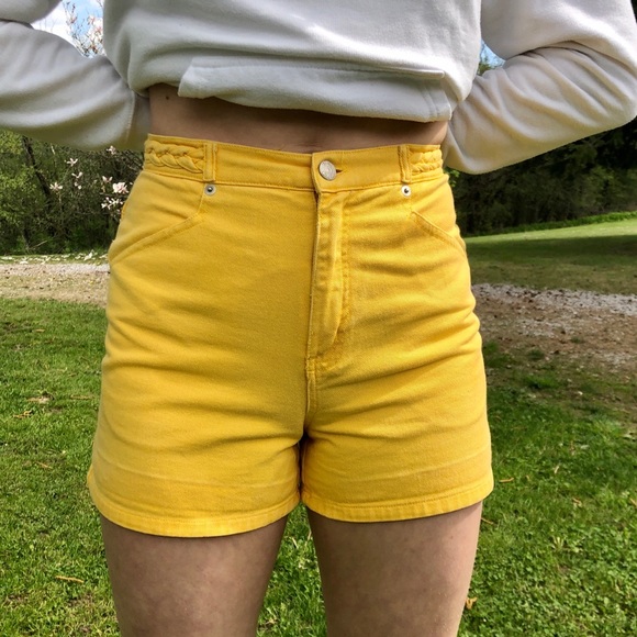 Yellow jean shorts - Picture 3 of 6